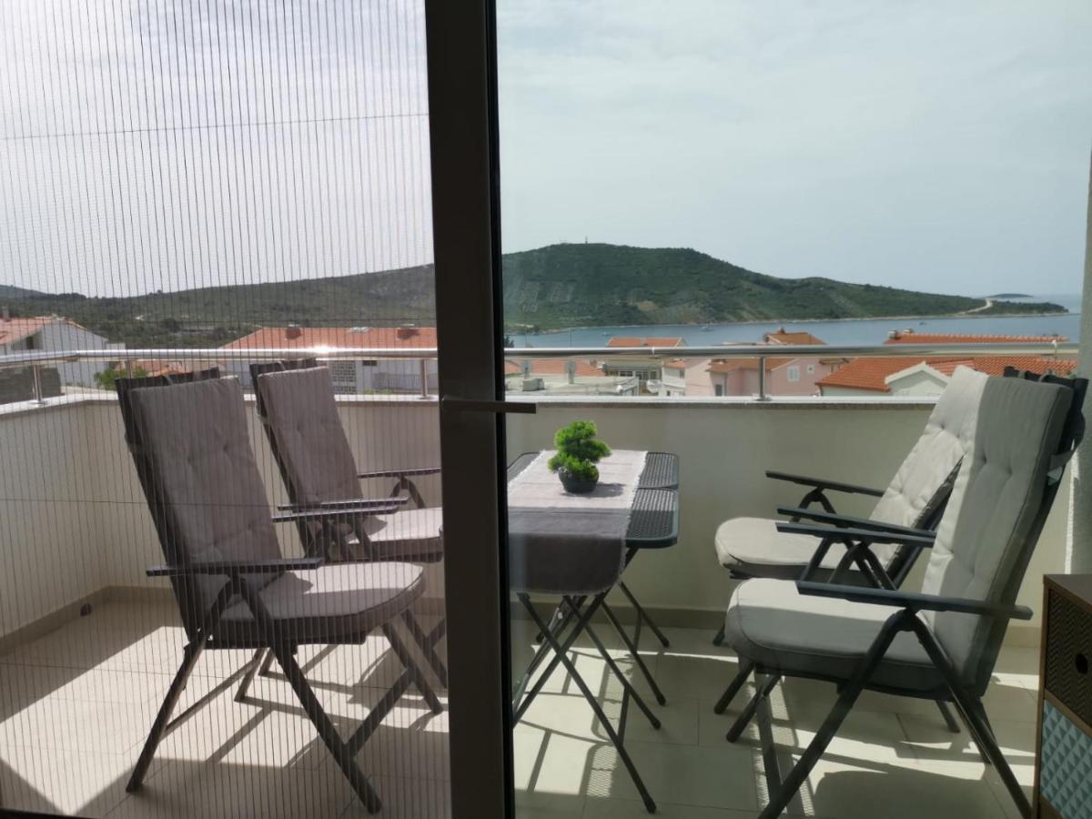 Apartamento Ristovic Primošten Exterior foto