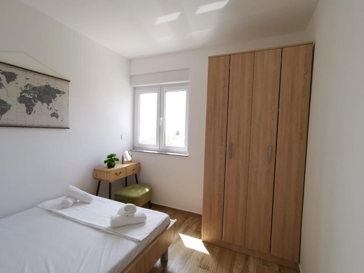 Apartamento Ristovic Primošten Exterior foto